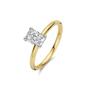 Style Diamonds ring