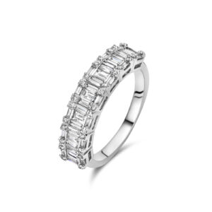 Style Diamonds ring