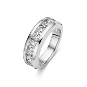 Style Diamonds ring