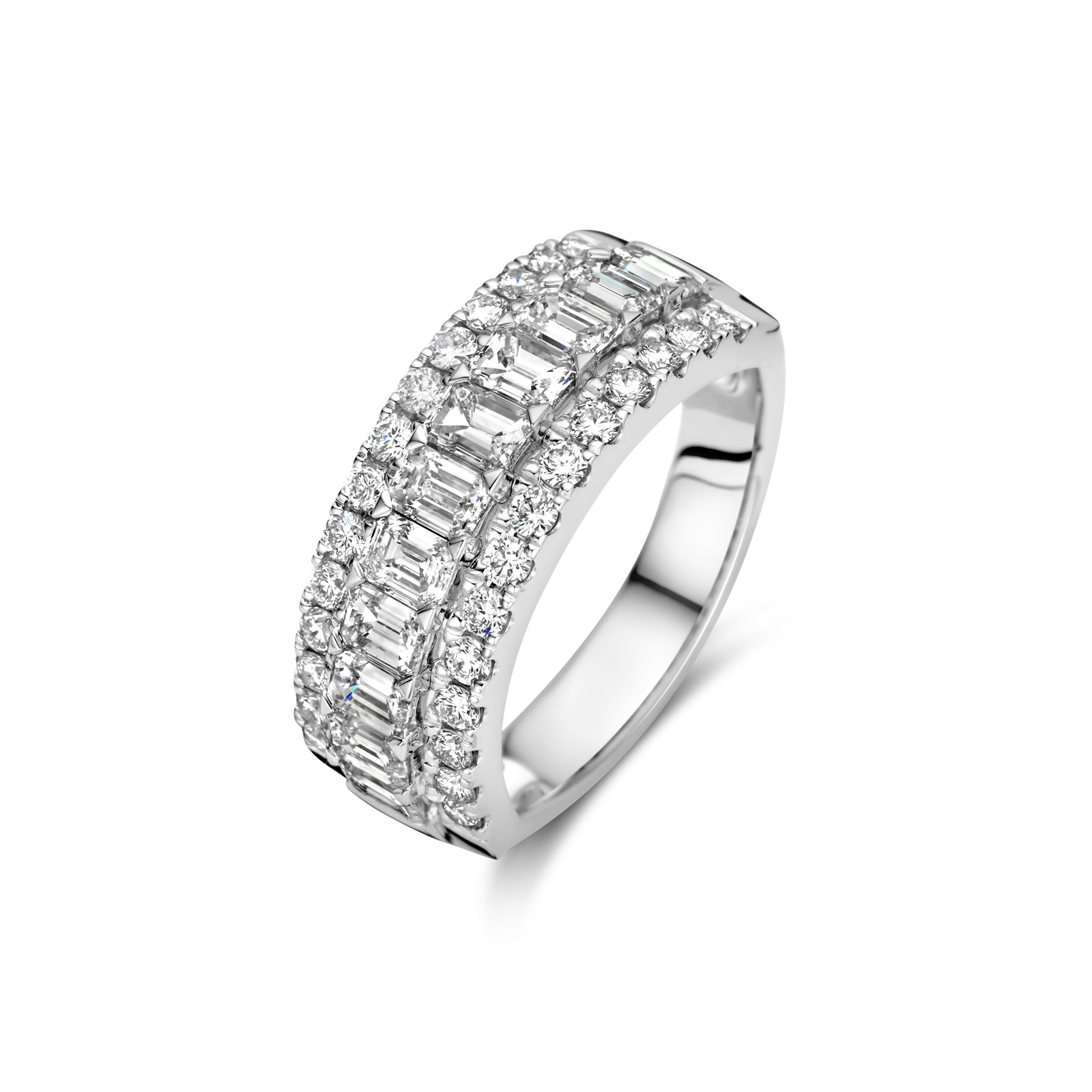 RING_43 Style Diamonds ring